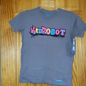 Kidrobot Logo Graffiti Gray t-shirt Large = XS